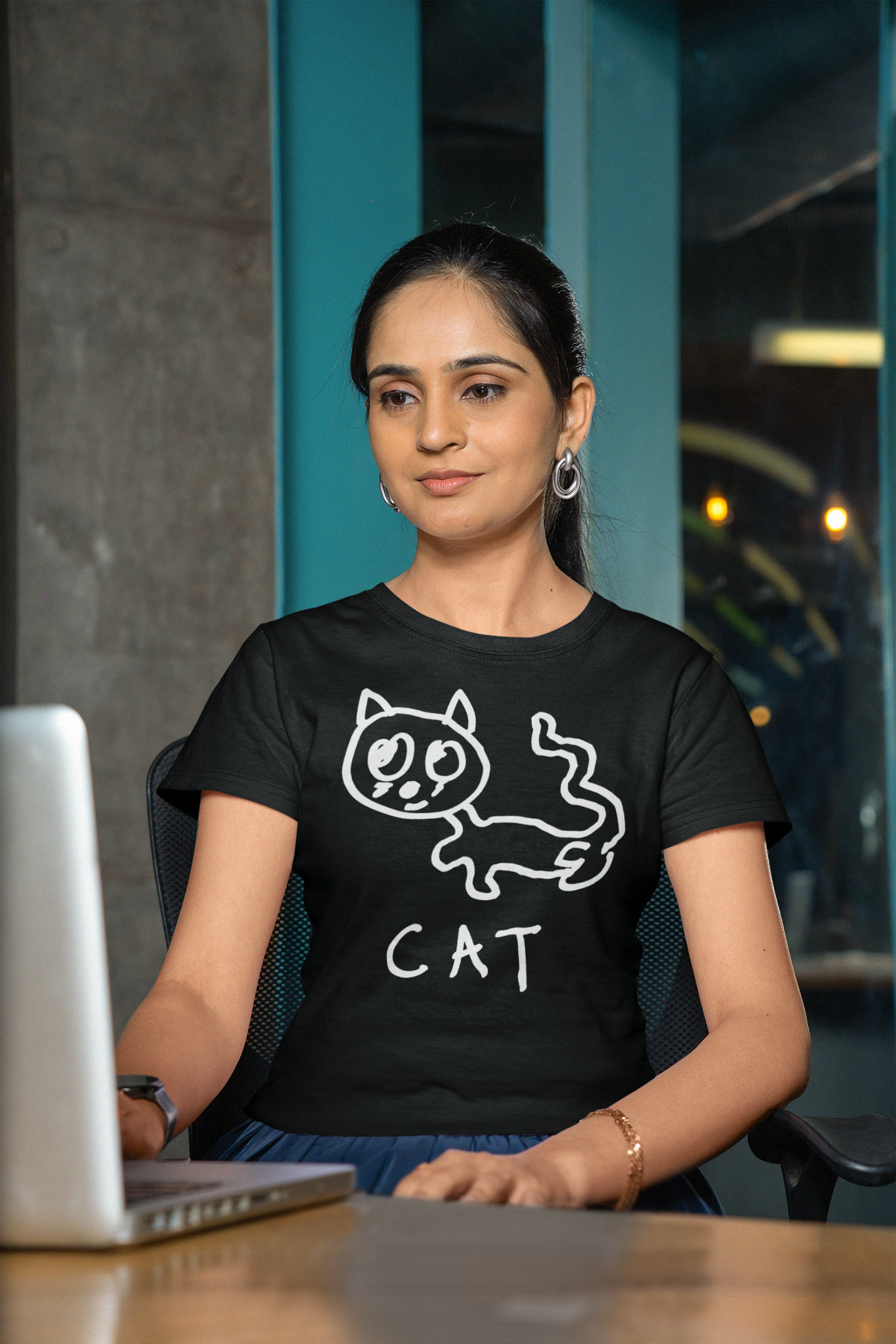 猫 - レディースTシャツ