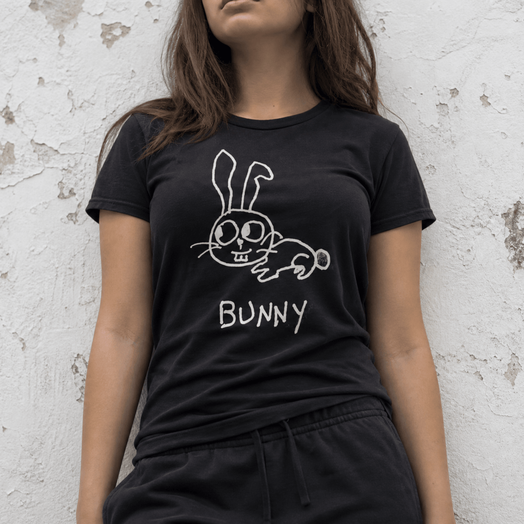 Woman street-style torso shot in a lo-fi Bunny Women&