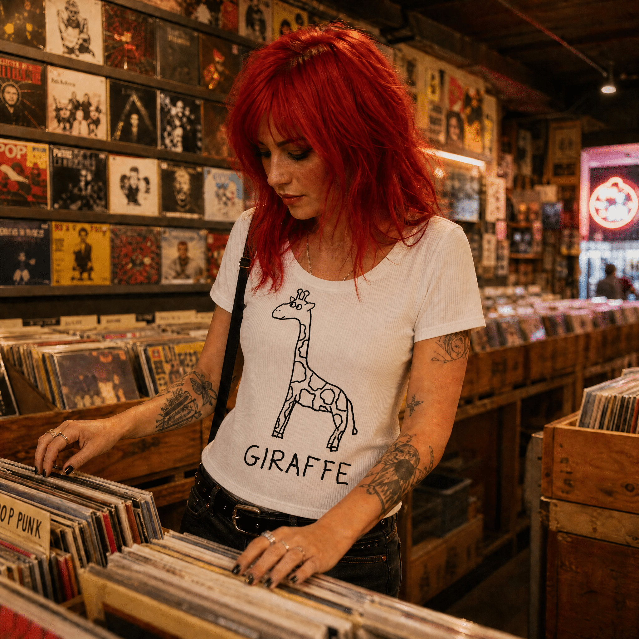 Giraffe - Women’s Tee