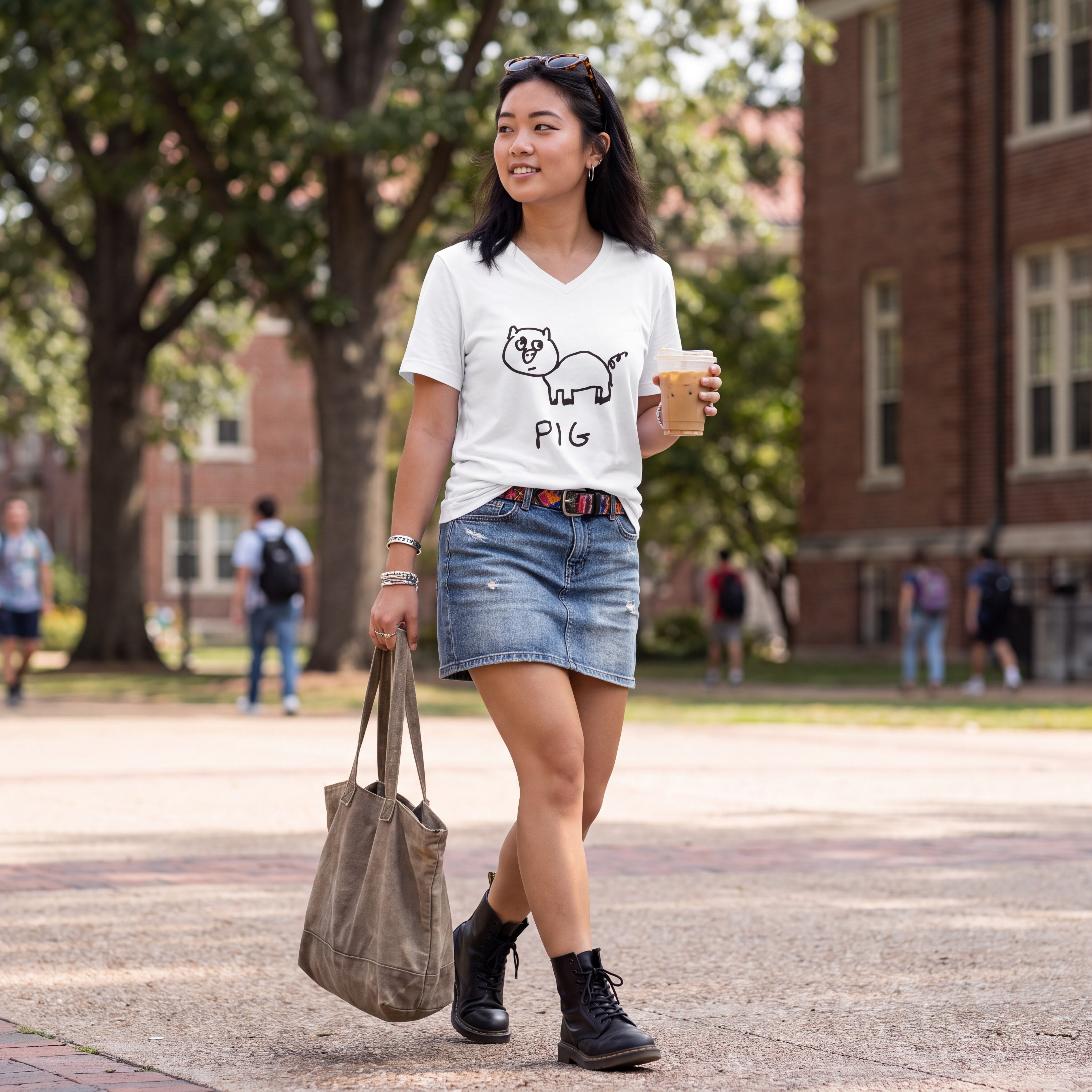 Pig - Unisex V-neck Tee